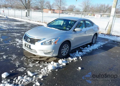 2013 Nissan Altima 2.5 from USA, damaged, VIN 1N4AL3AP0DC920942